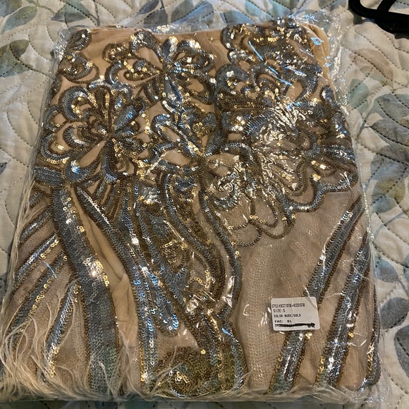 Nude/Gold Banjul Size S [NWT] - Picture 11 of 12